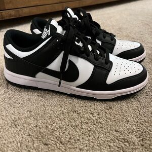 Nike dunks LIKE NEW